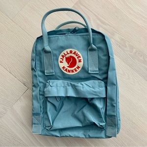 Fjällräven Kånken mini new without tags